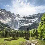 Eden Des Pyrénées *