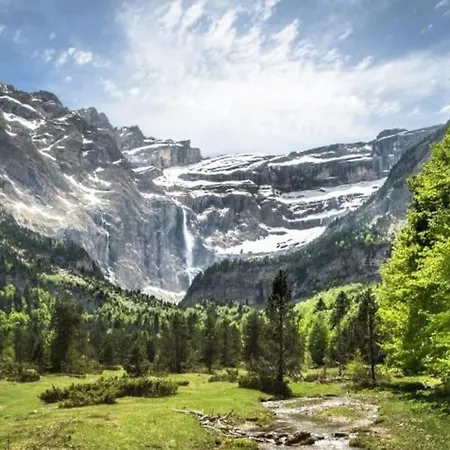 Eden Des Pyrénées *