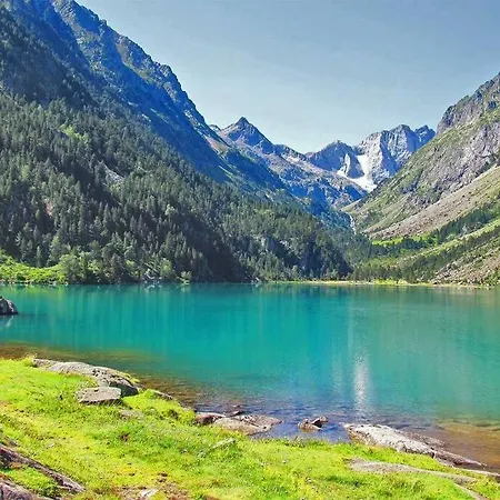 Eden Des Pyrenees Villa *