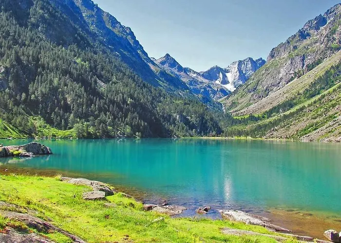 Eden Des Pyrenees فيلة *