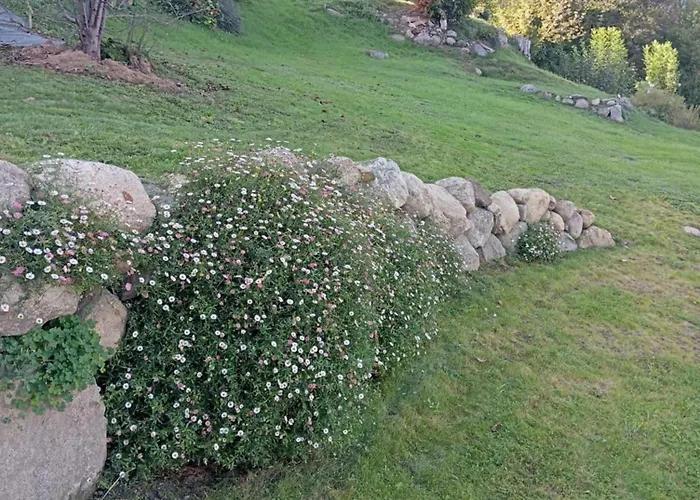 Eden Des Pyrenees فيلة *